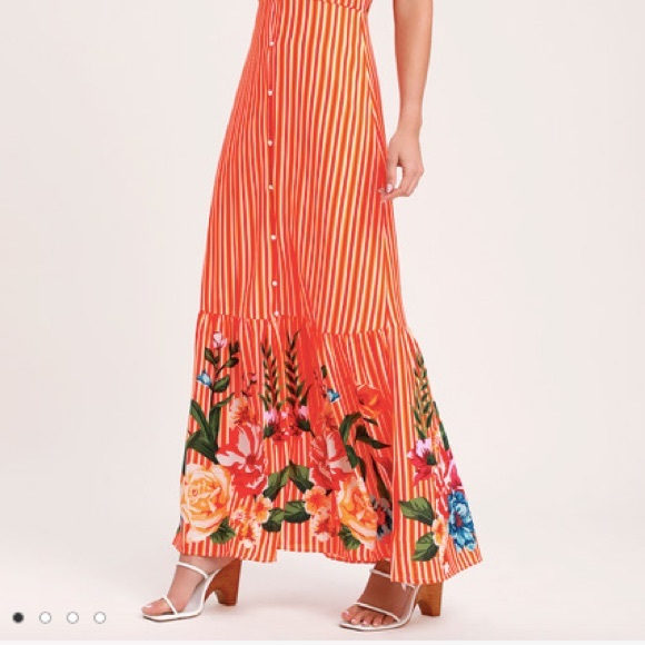 New dress - Picture 4 of 6